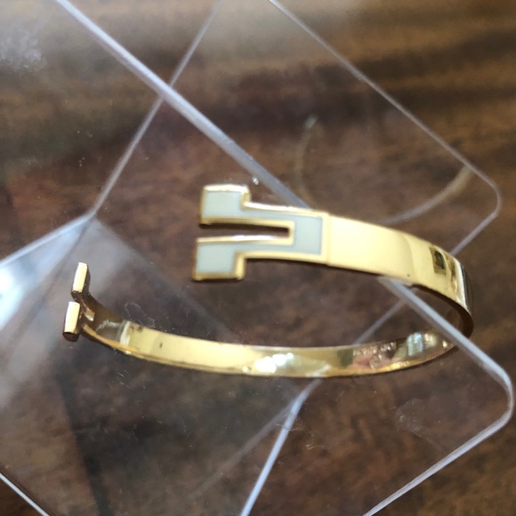 Vintage HTF Tory Burch open bangle enamel T tip cuff bracelet - Picture 6 of 16